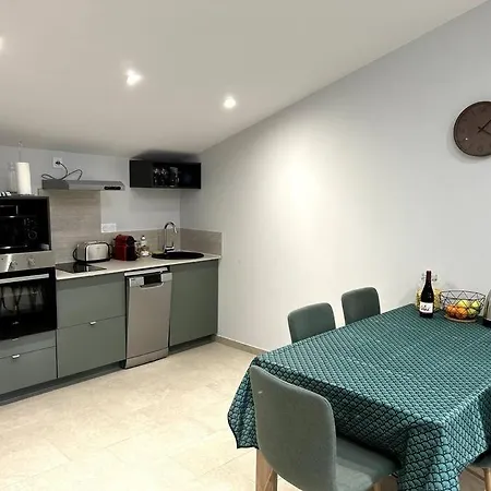 Le Cosy Grenier De Pauline Et Flo 아파트